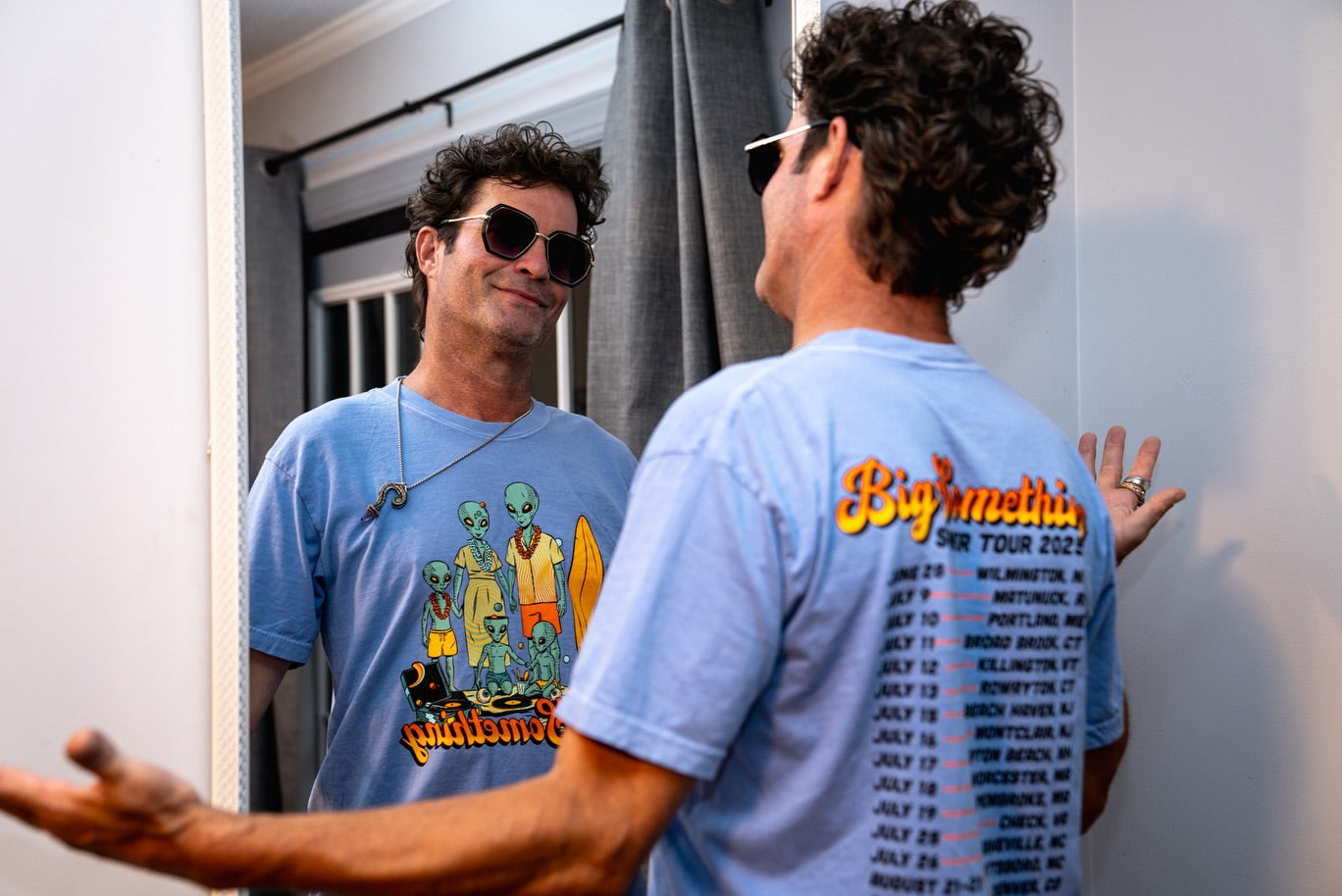 T-SHIRT: Summer Tour 2025 (Blue)