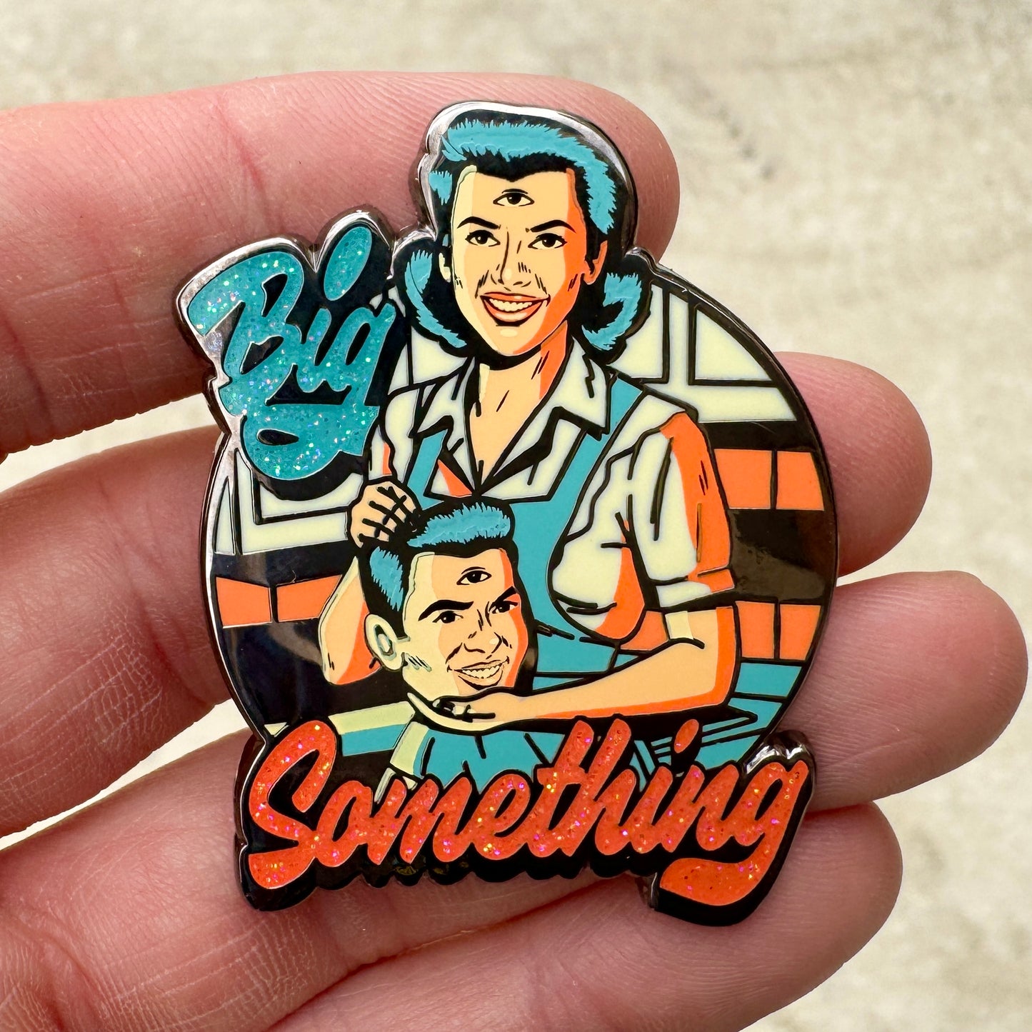 PIN: Retro Amanda Lynn (Silver Glitter)