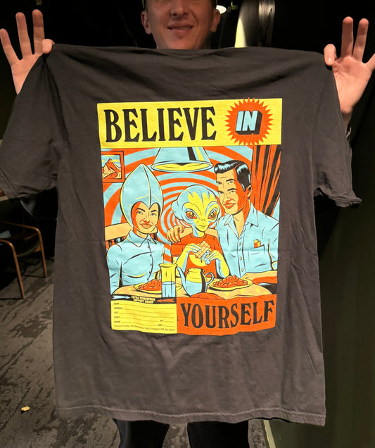 T-SHIRT: Believe In Yourself Pocket T